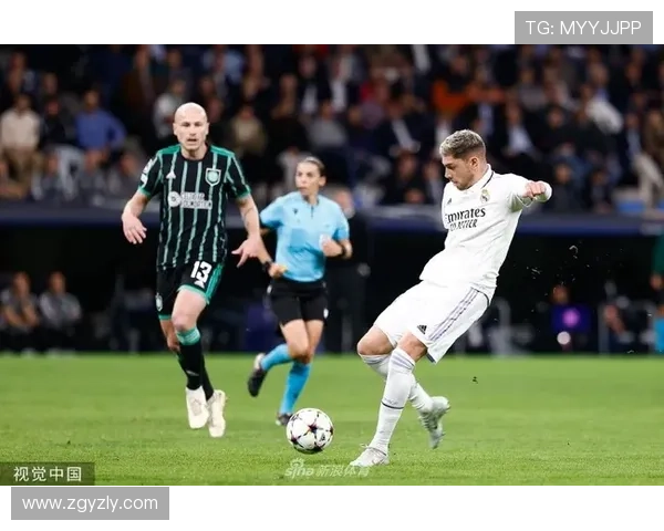 阿韦洛亚激活巴尔韦德右路核心